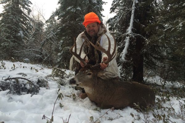 Geye tags a nice Saskatchewan Whitetail Buck