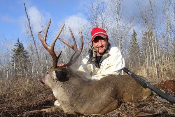 Todd’s huge 4×4 at Elusive Saskatchewan Whitetail Outfitters